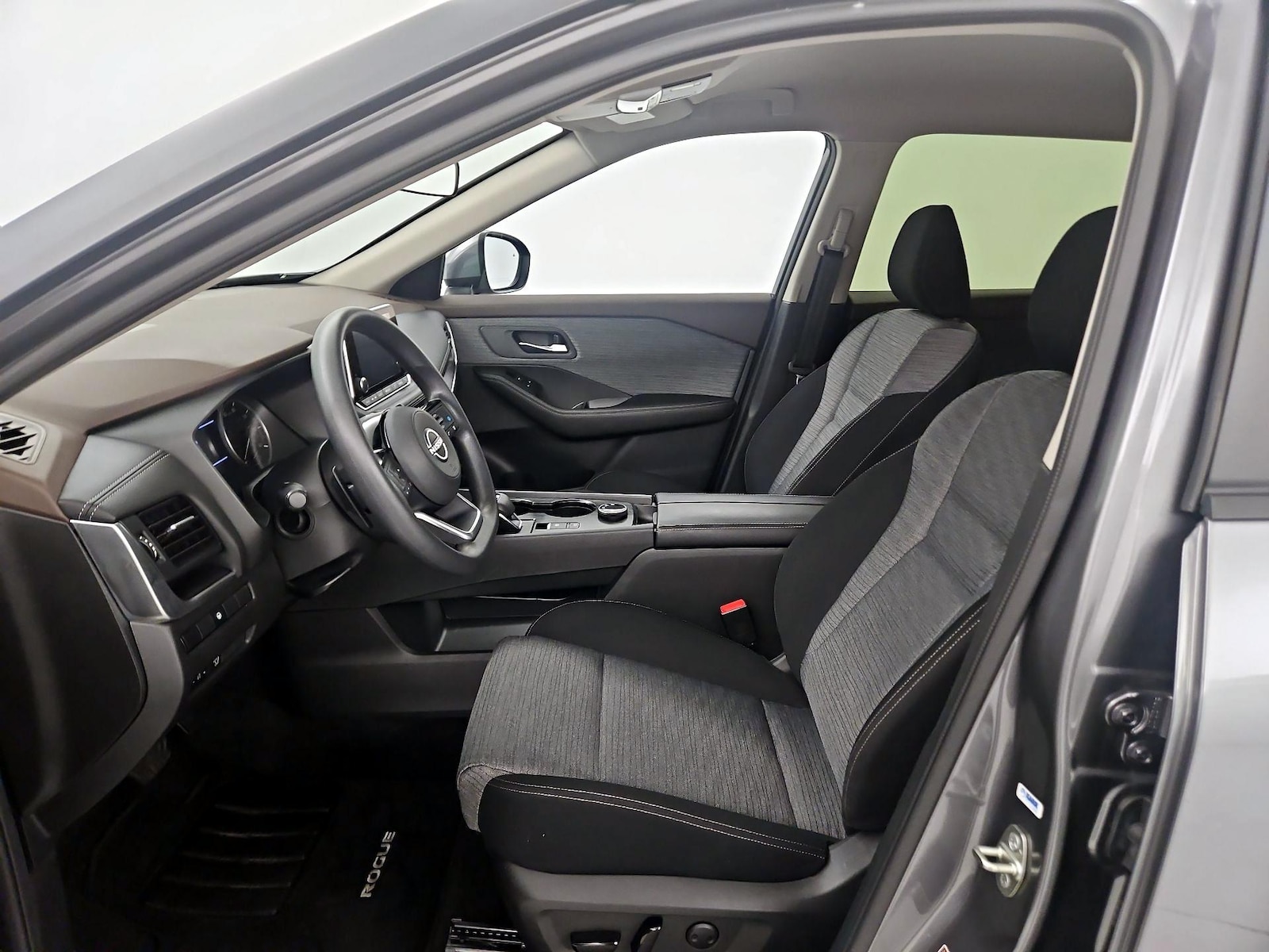 Power Seat(s) & Side Airbags