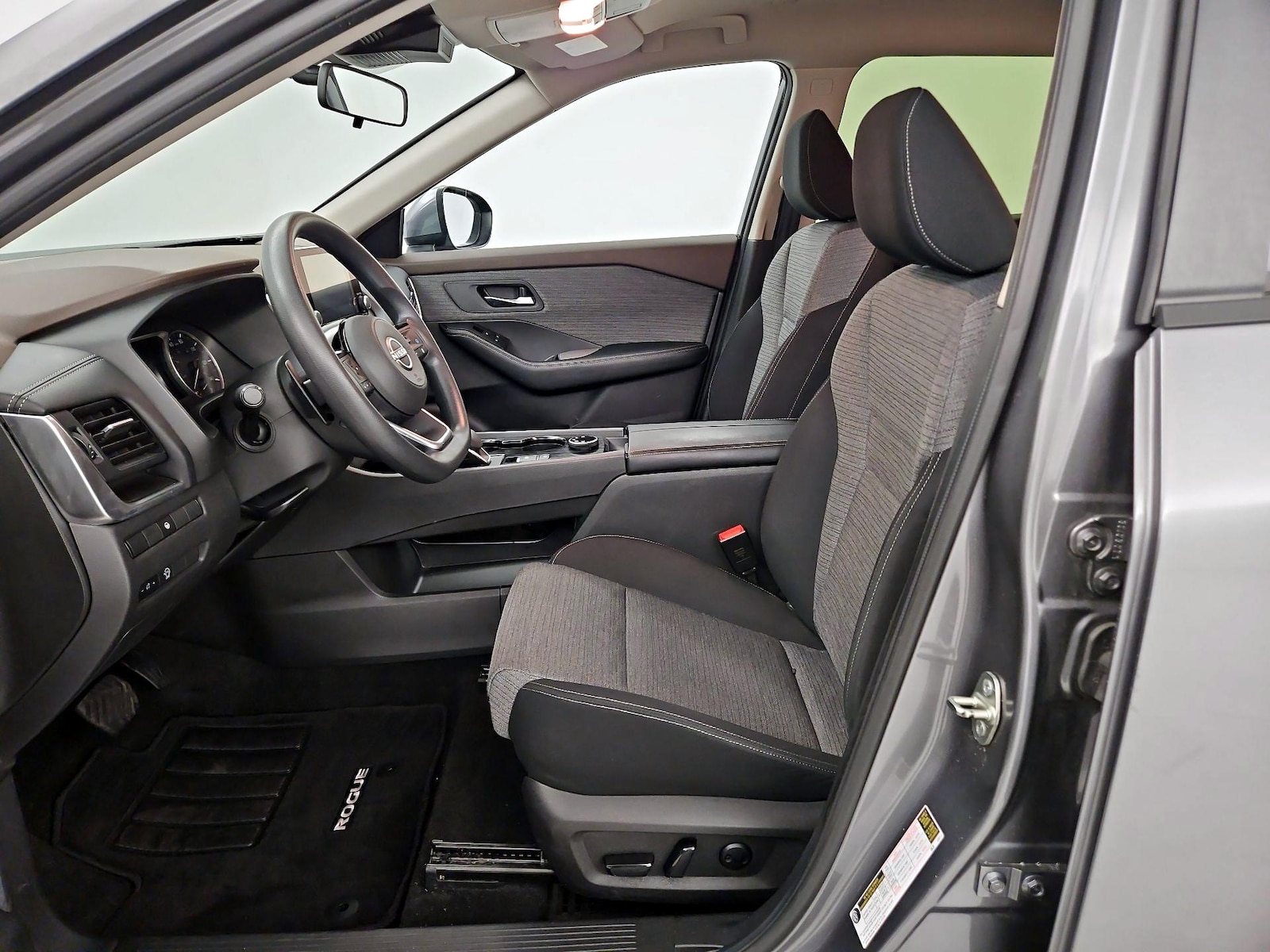Power Seat(s) & Side Airbags