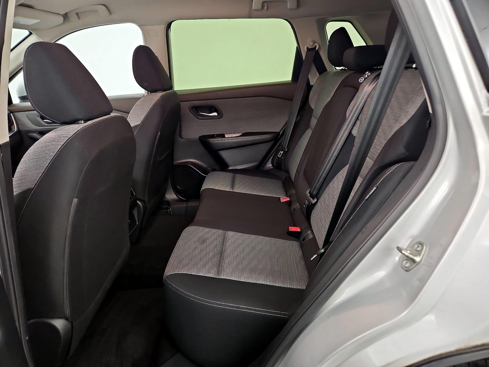 Power Seat(s) & Side Airbags