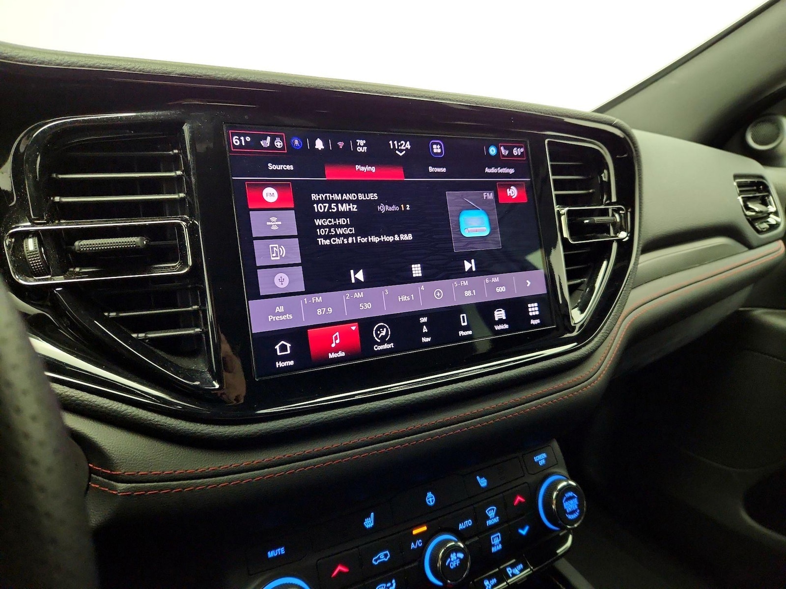 2025 Dodge Durango R/T - Photo 17