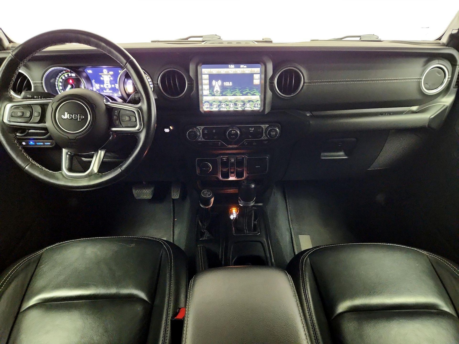 Apple CarPlay® & Android Auto™