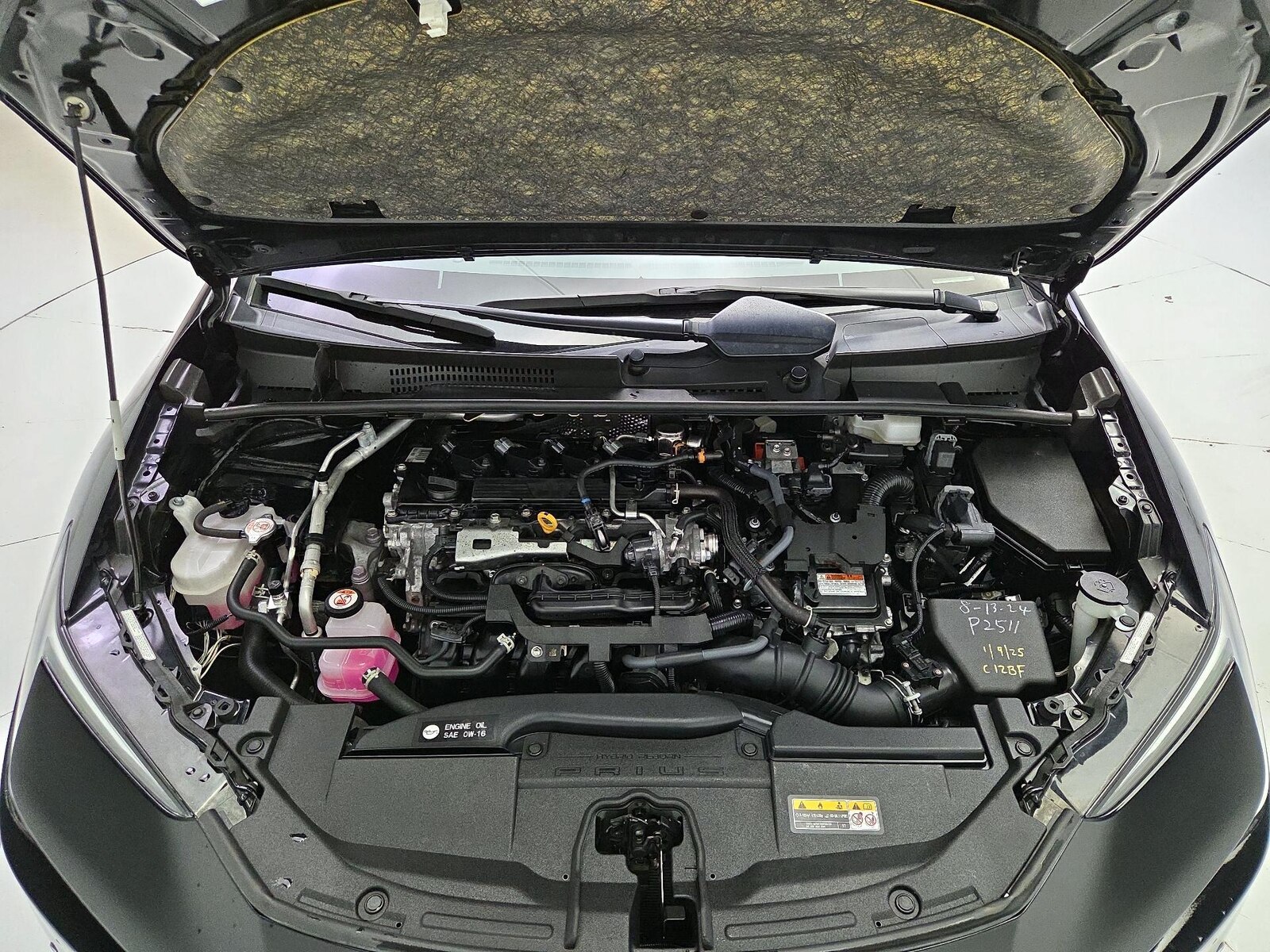 2023 Toyota Prius LE - Photo 23