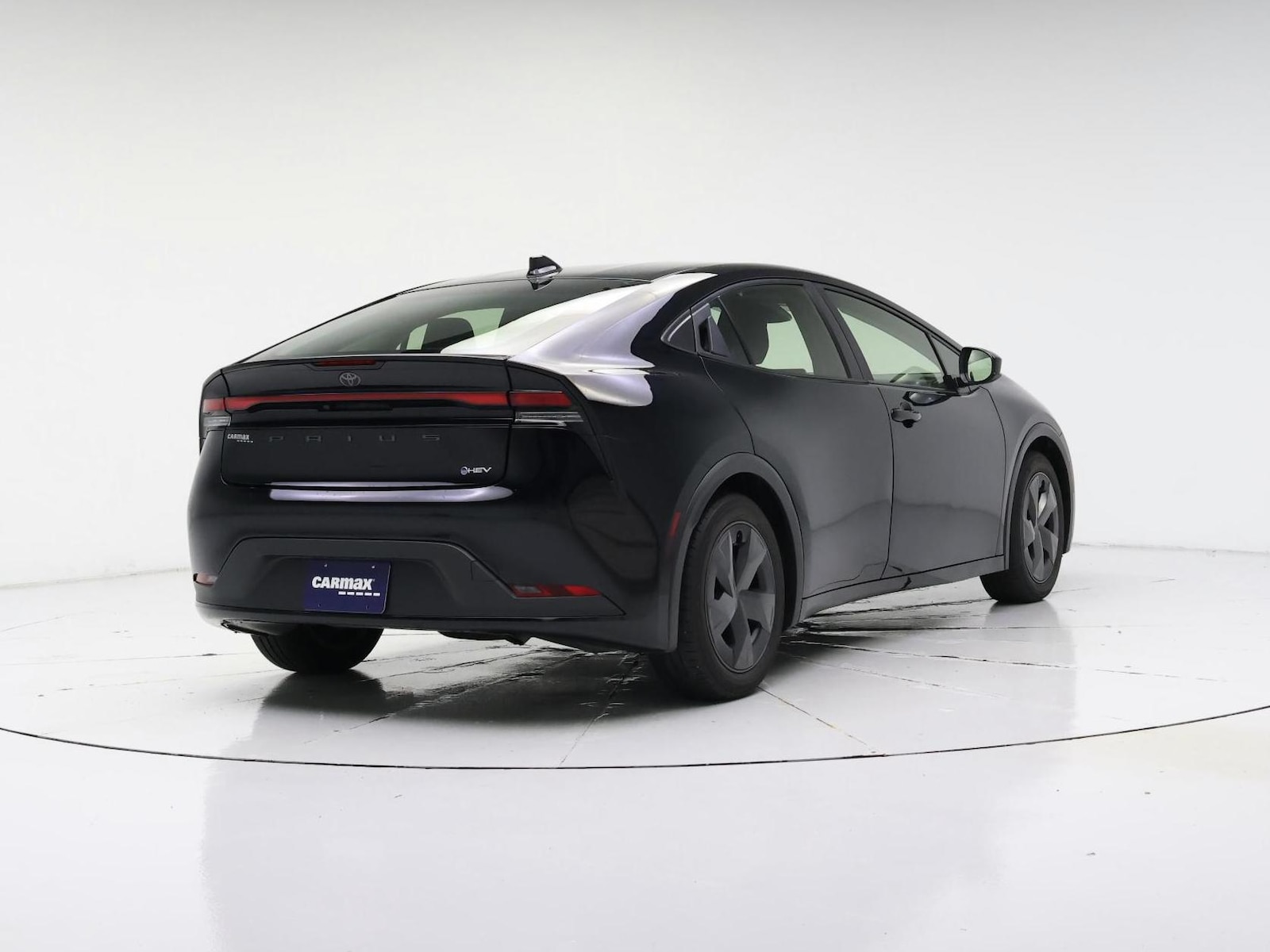 2023 Toyota Prius LE - Photo 9