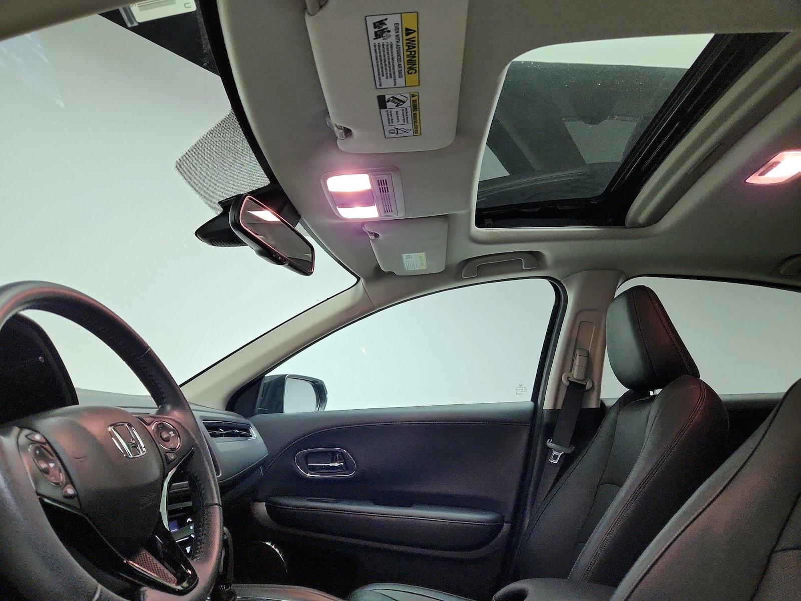 Sunroof(s) & Overhead Airbags
