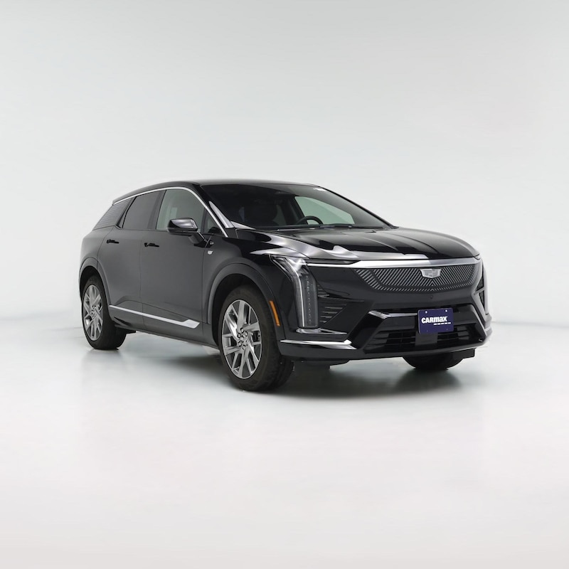 2025 Cadillac OPTIQ Luxury 2