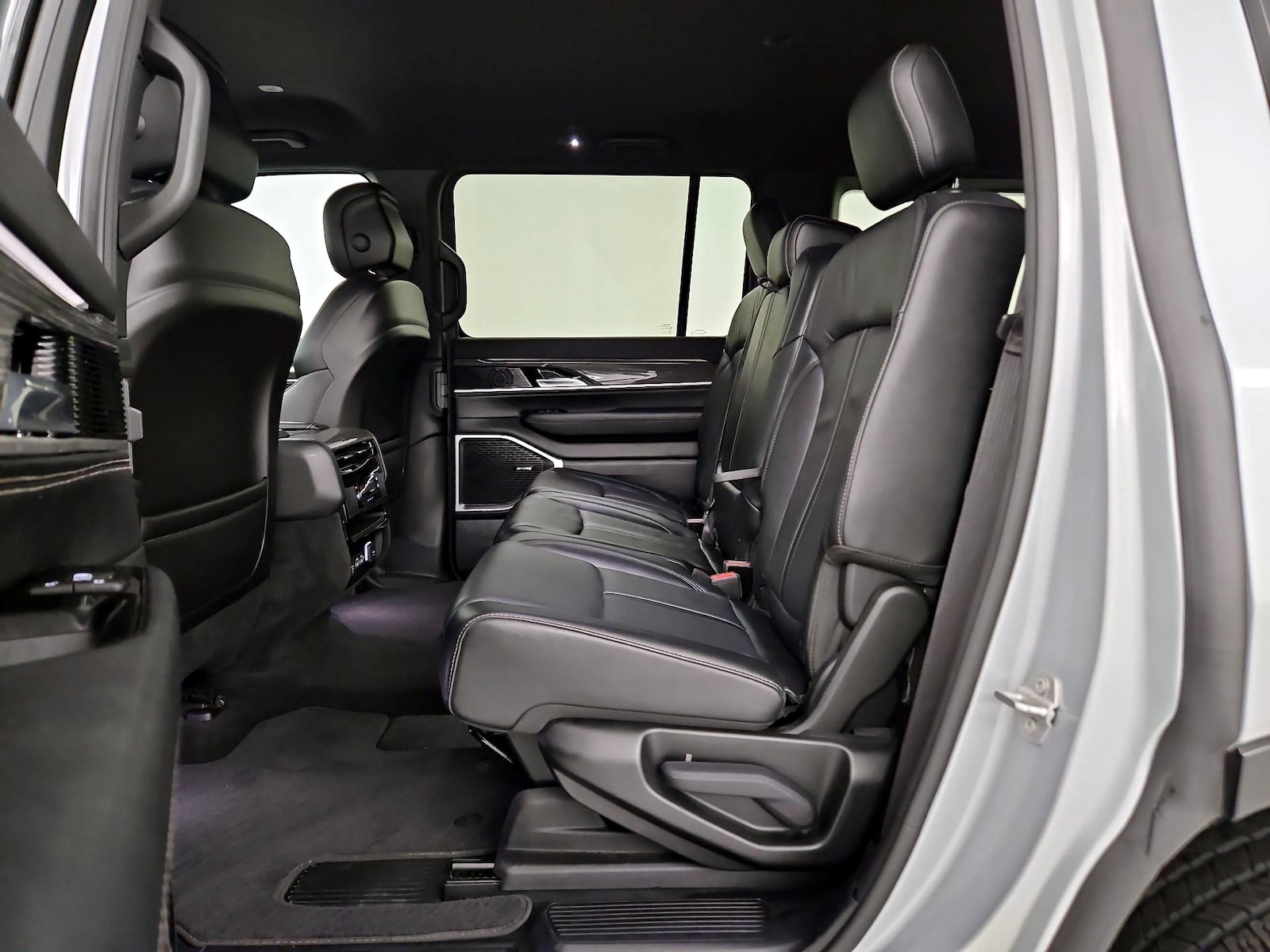 Rear Air Conditioning