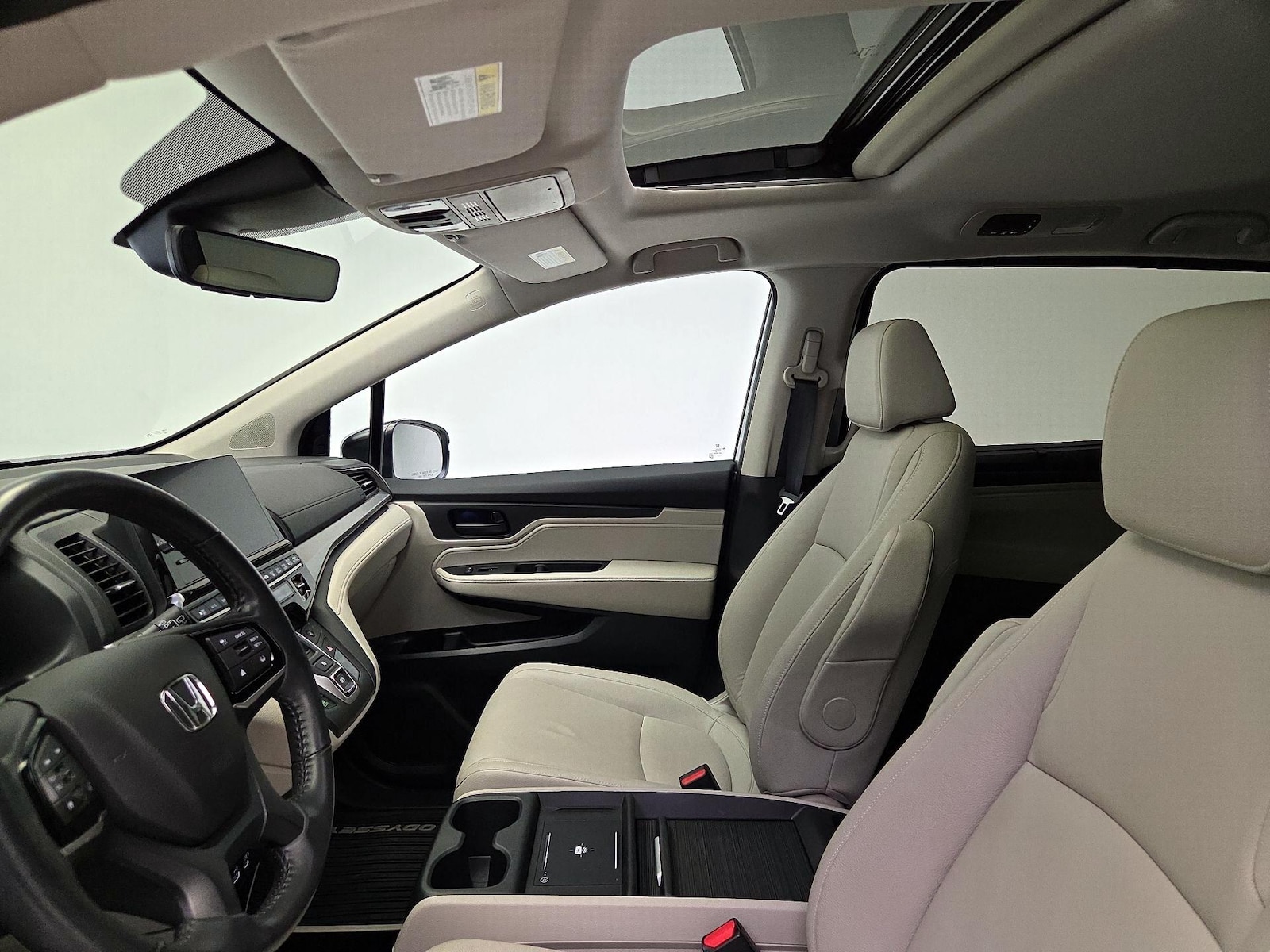 Sunroof(s) & Overhead Airbags