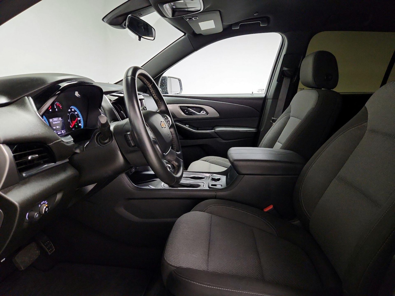 Power Seat(s) & Side Airbags