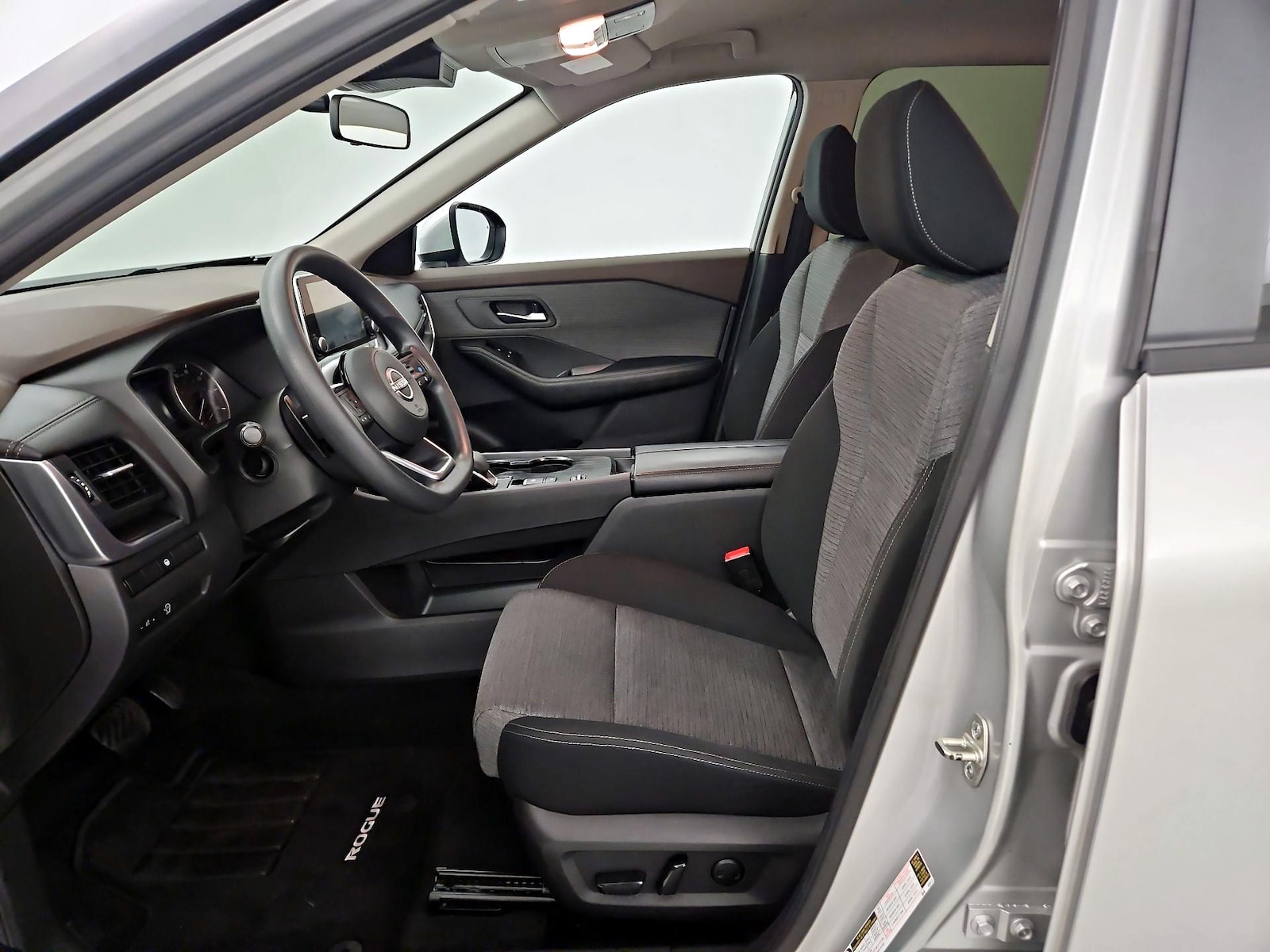 Power Seat(s) & Side Airbags