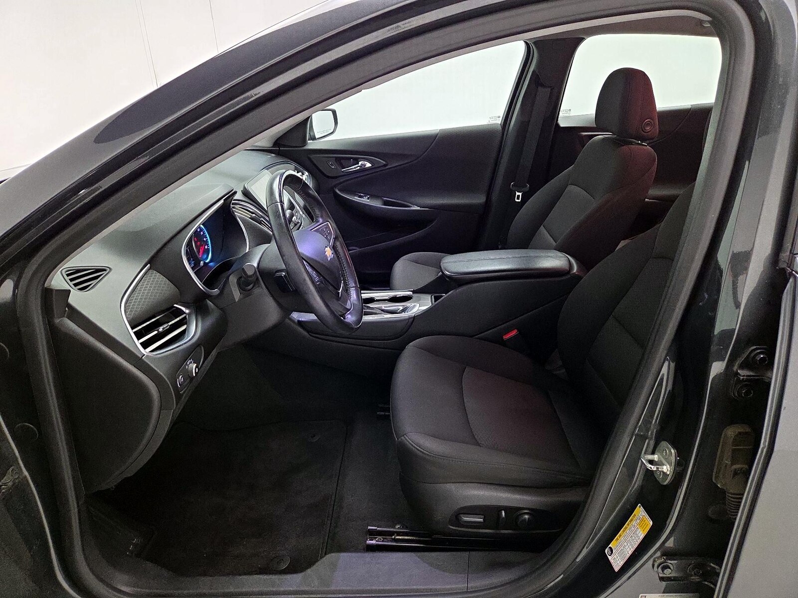 Power Seat(s) & Side Airbags