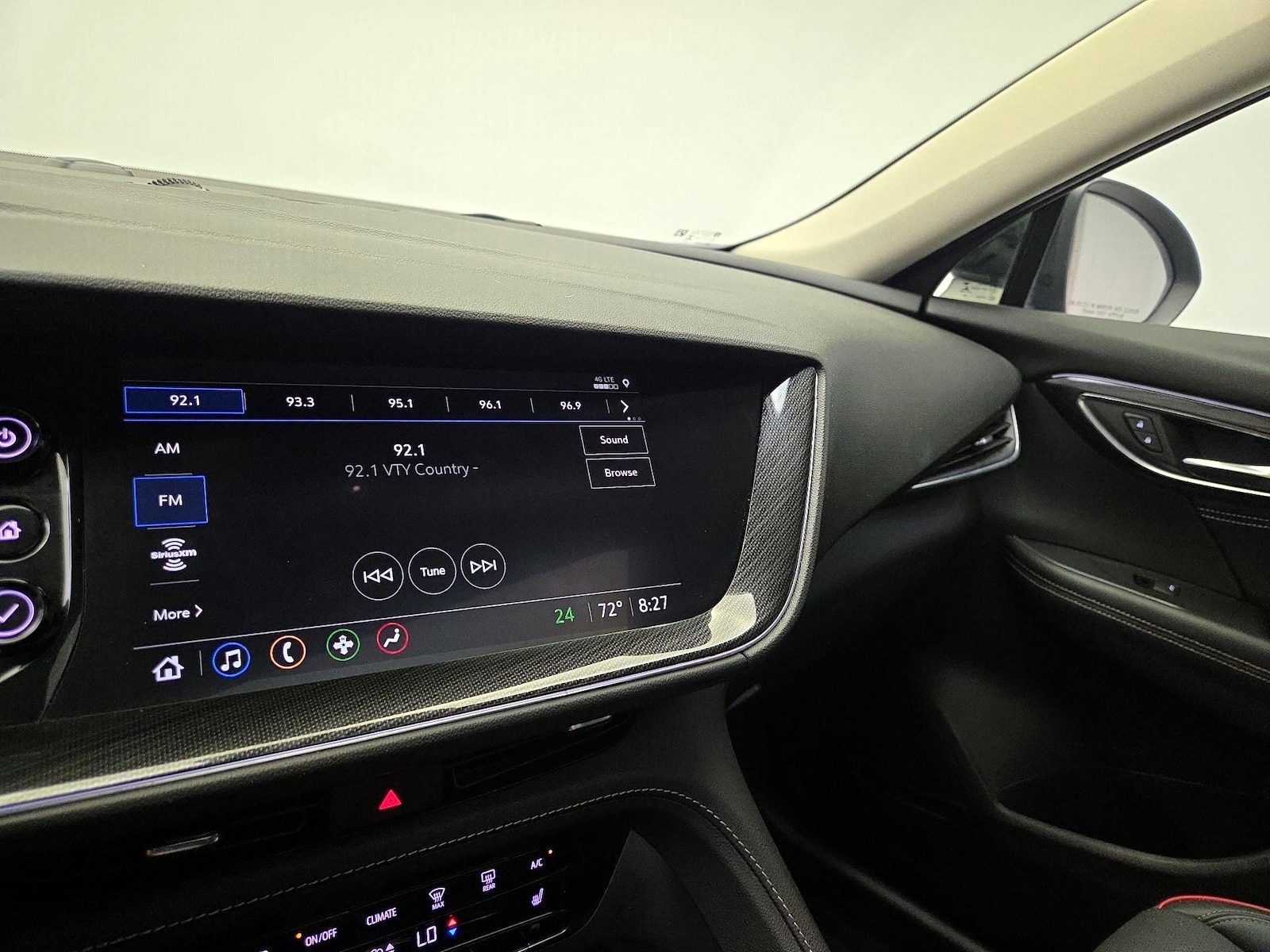 2023 Buick Envision Essence - Photo 16