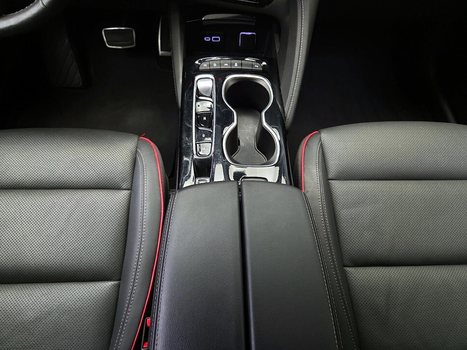 2023 Buick Envision Essence - Photo 18