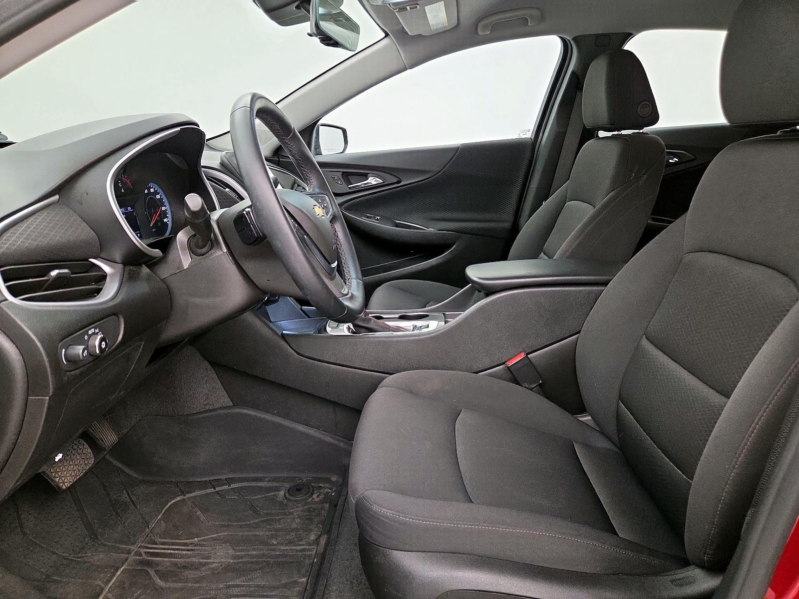 Power Seat(s) & Side Airbags