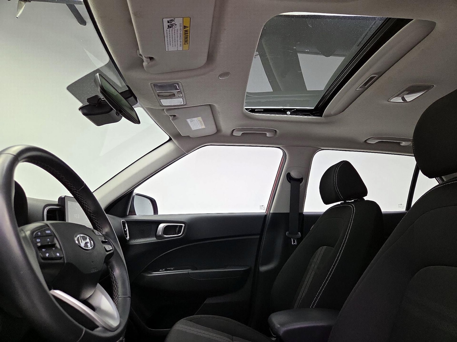 Sunroof(s) & Overhead Airbags