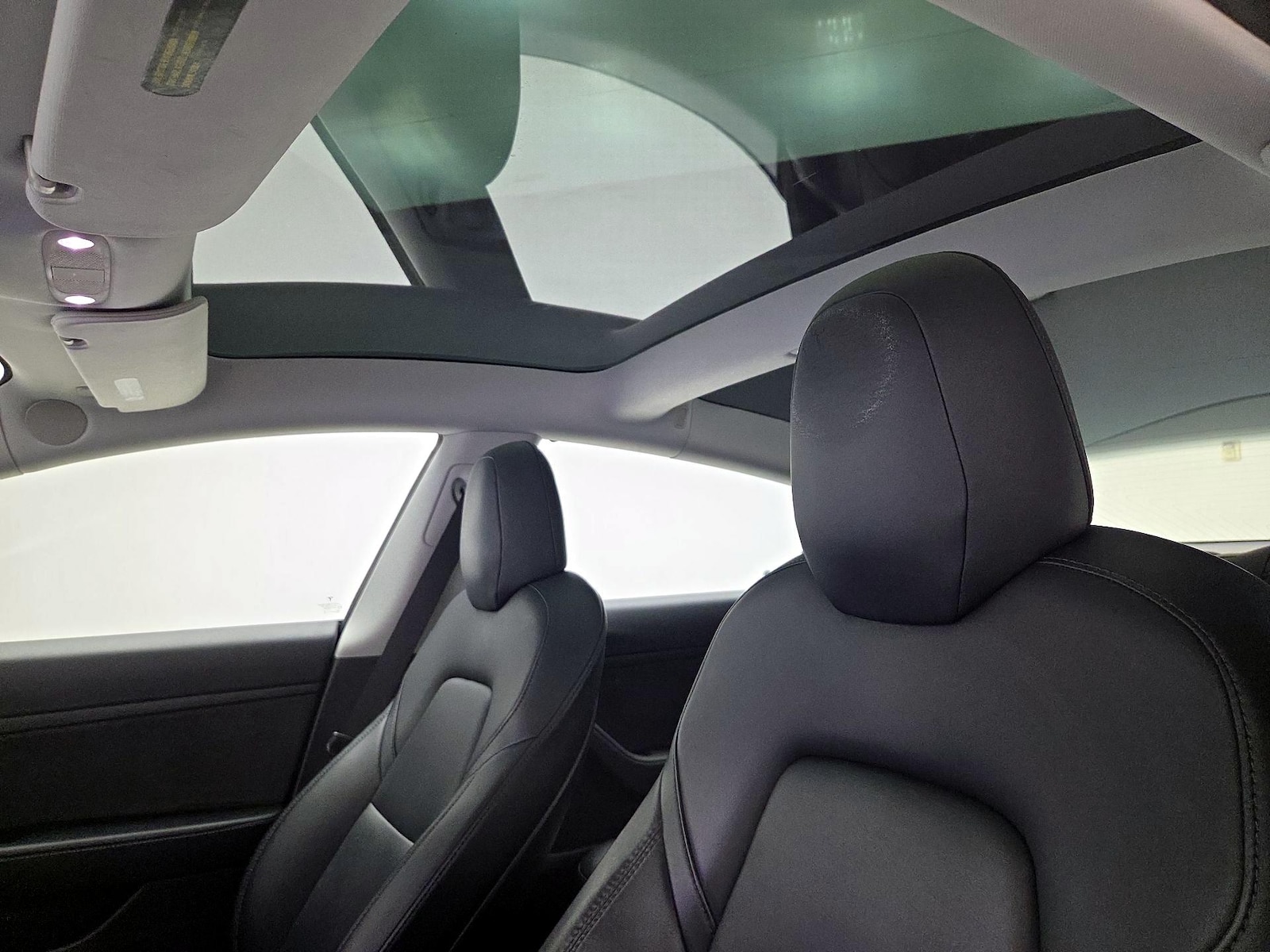 Skylight(s) & Overhead Airbags