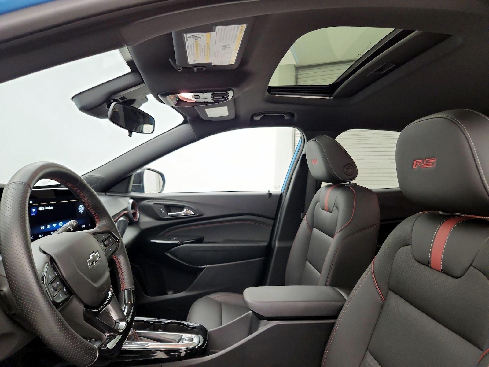 Sunroof(s) & Overhead Airbags