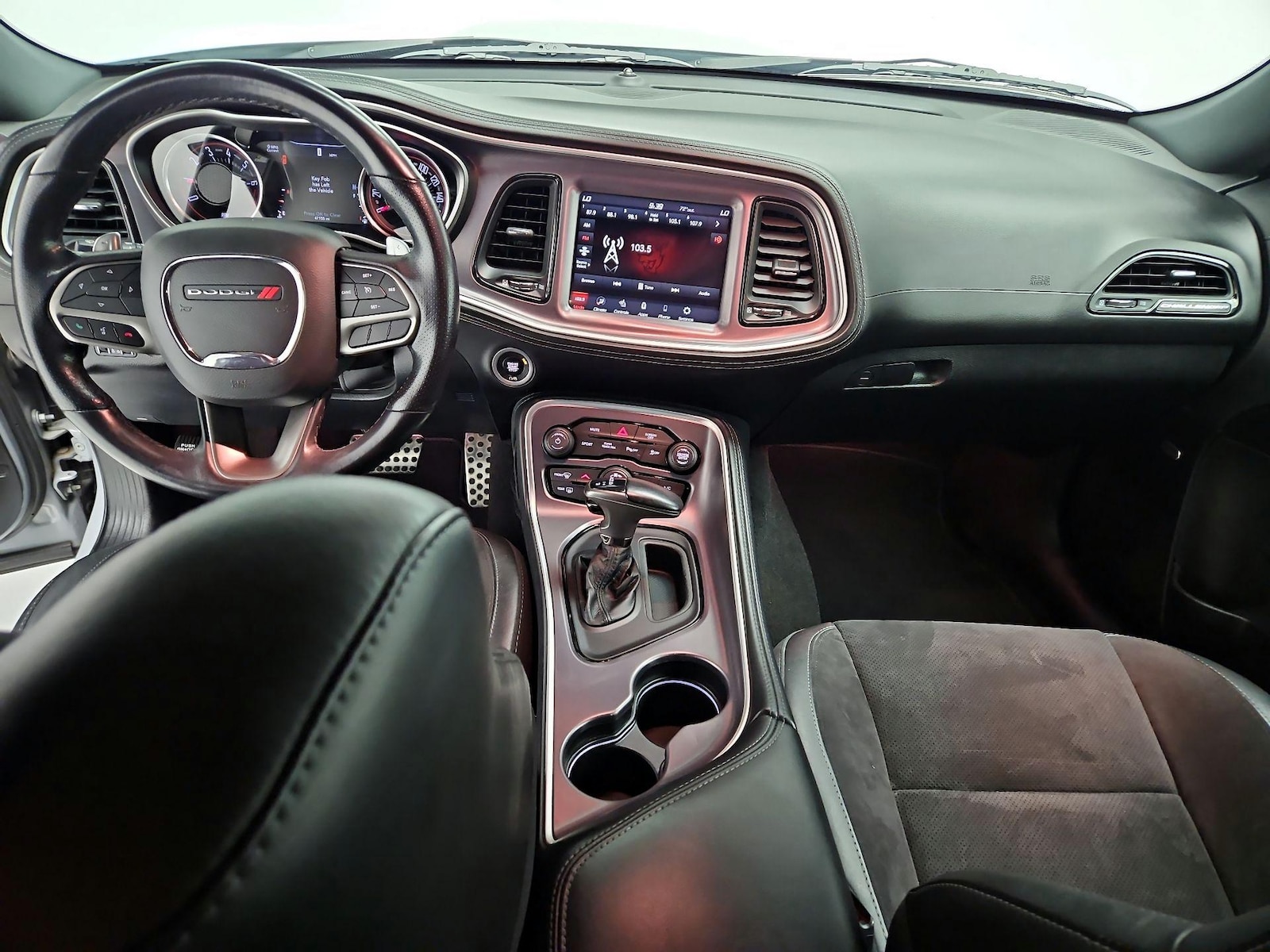 Apple CarPlay® & Android Auto™