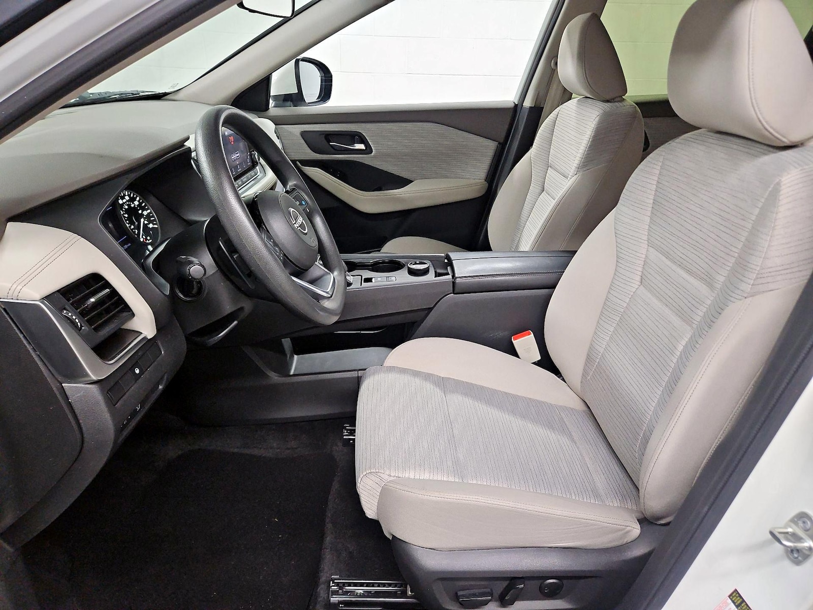 Power Seat(s) & Side Airbags