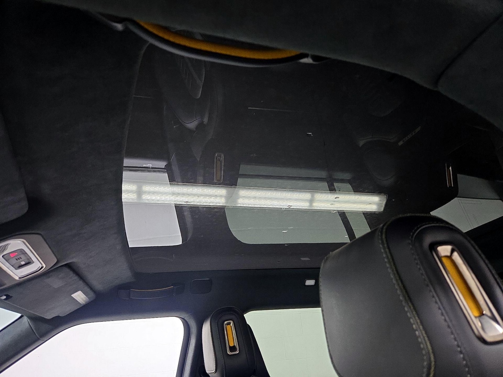 Skylight(s) & Overhead Airbags