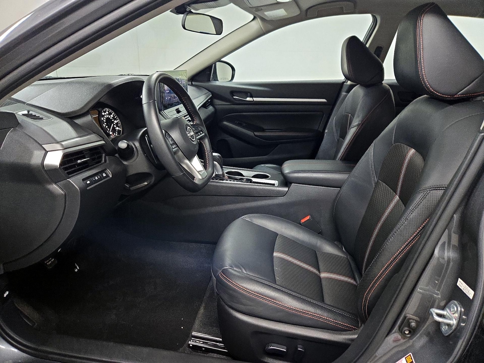 Power Seat(s) & Side Airbags