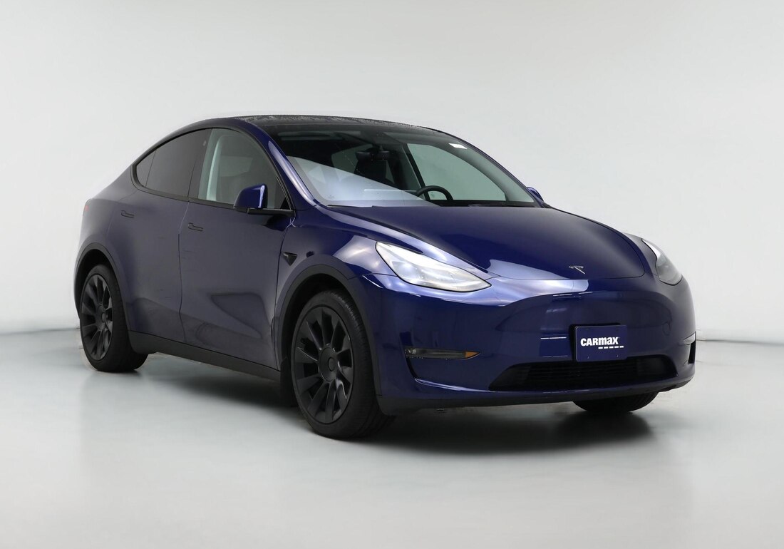 2023 Tesla Model Y Long Range All-Wheel Drive in Blue — CarMax photo