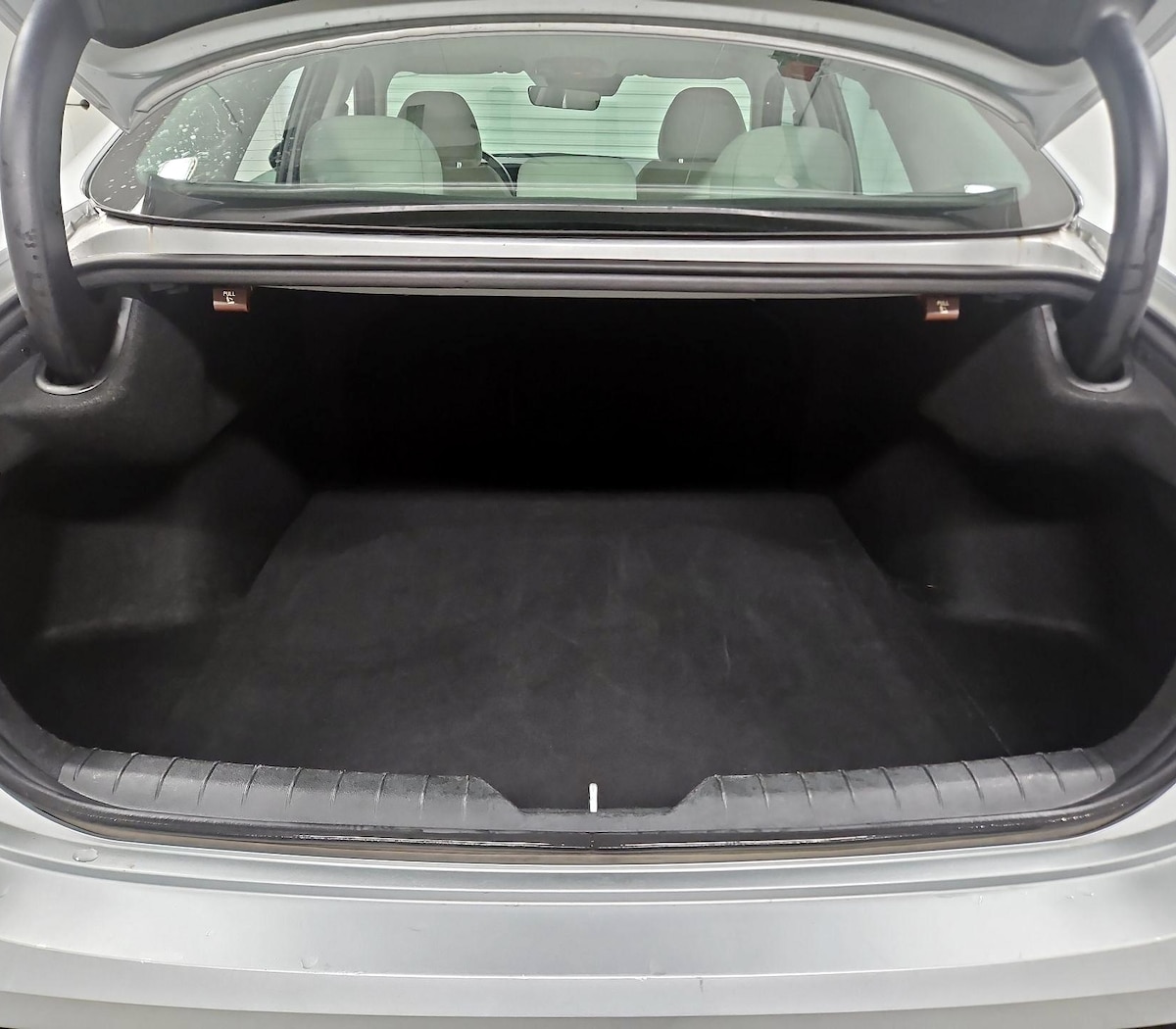 Trunk/Cargo (Seats Up)