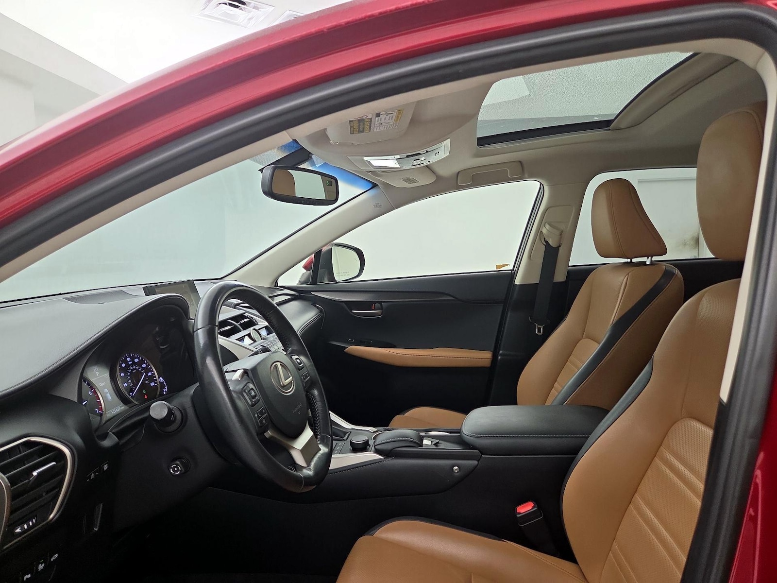 Sunroof(s) & Overhead Airbags