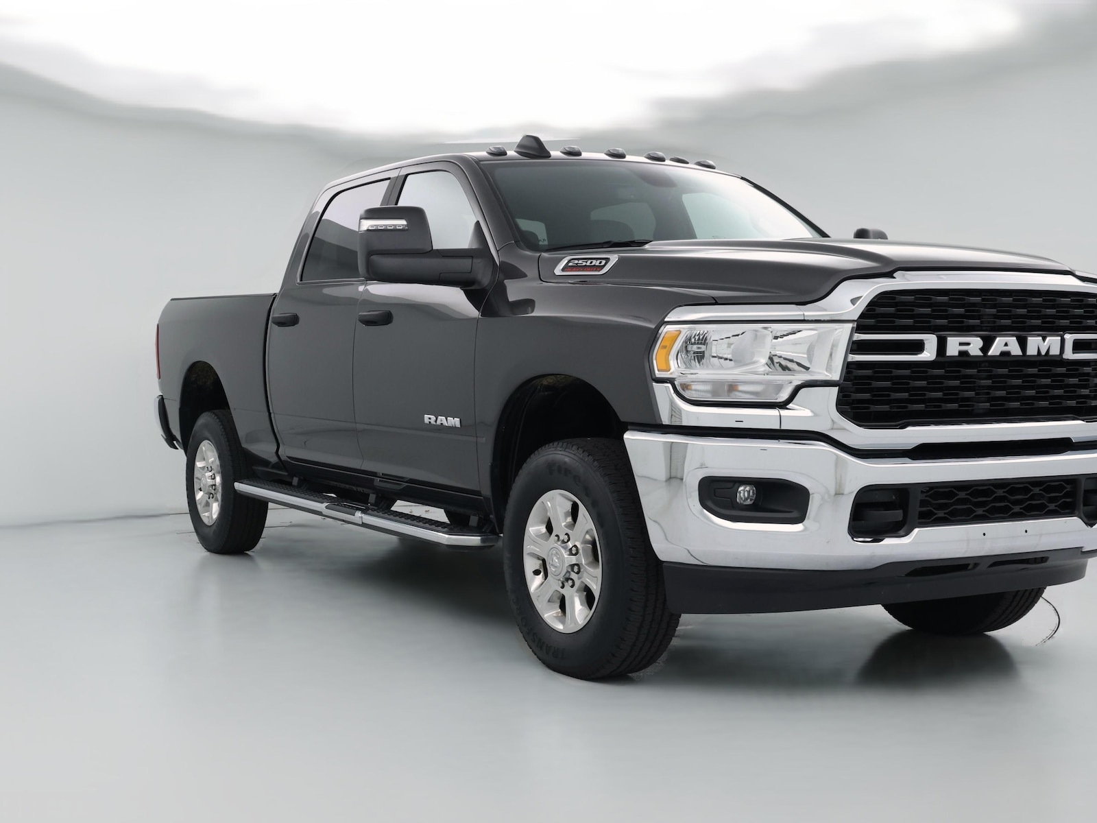 Bed Liner & Tow Hitch