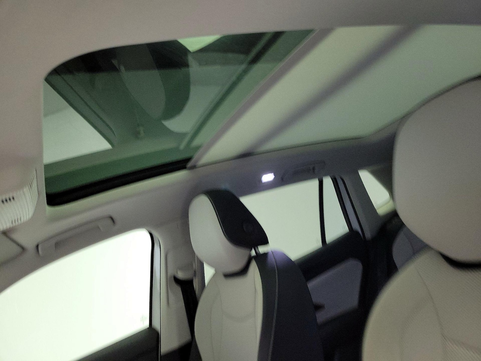 Panoramic Sunroof