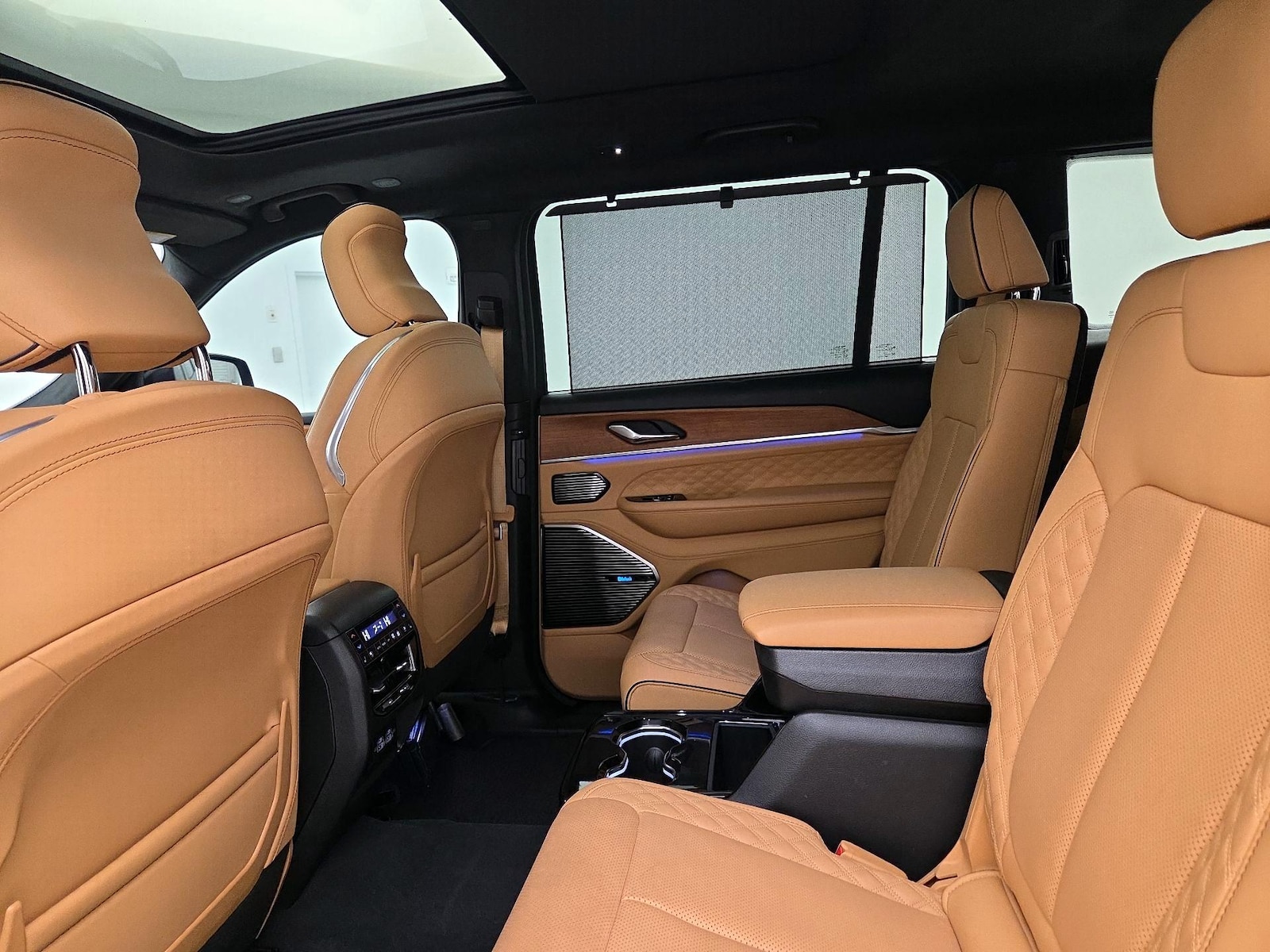 Rear Air Conditioning