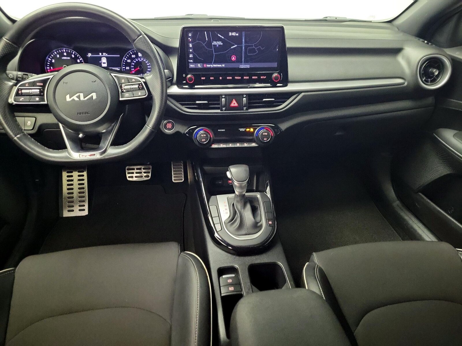 Apple CarPlay® & Android Auto™