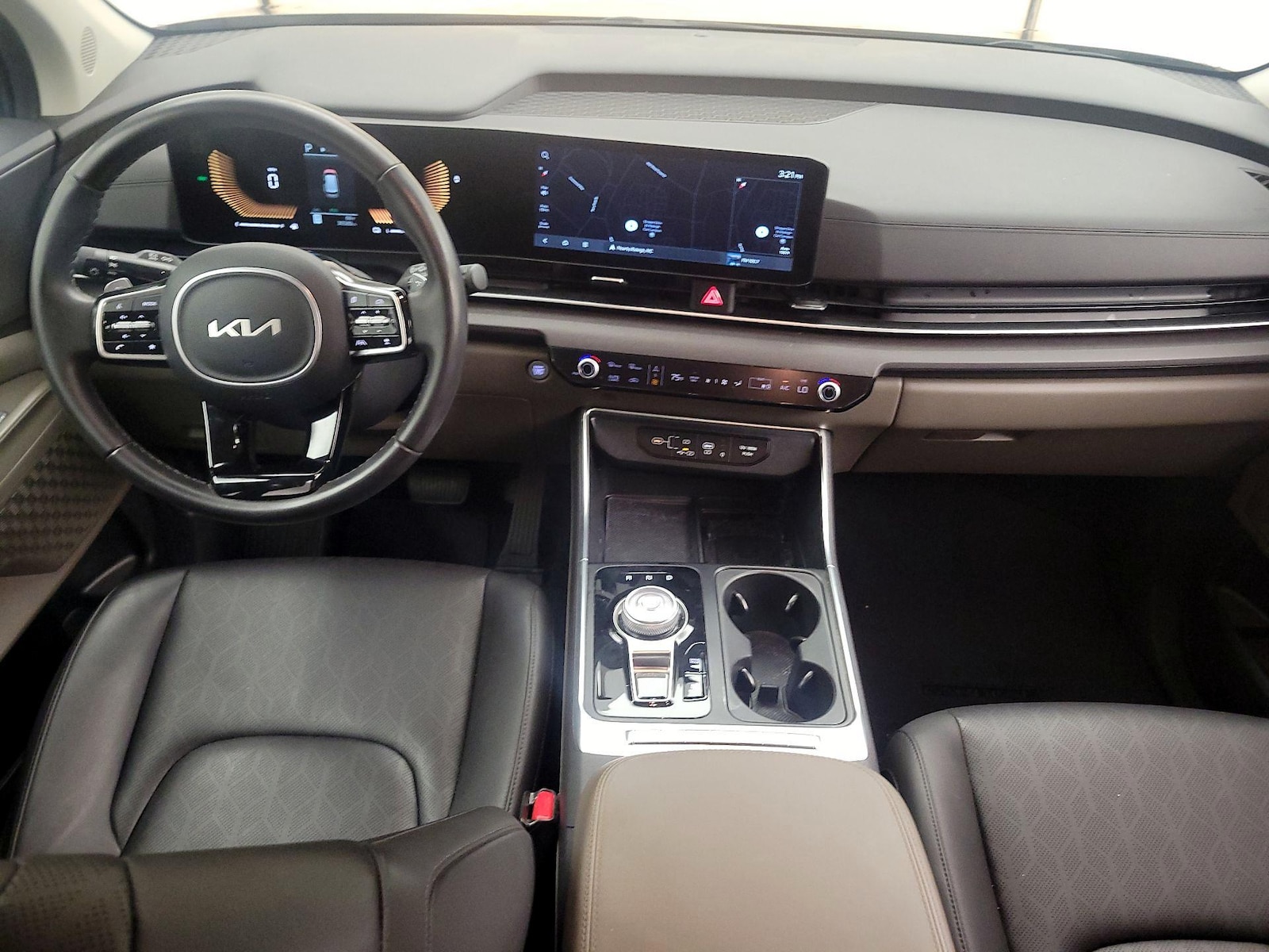 Apple CarPlay® & Android Auto™