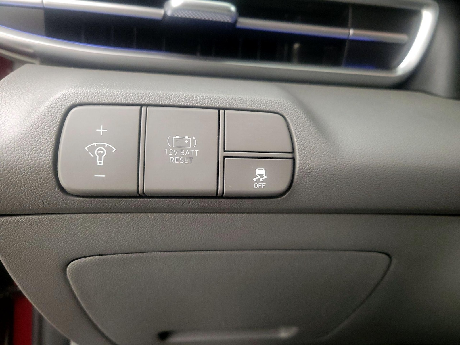 2025 Hyundai Elantra Blue - Photo 14
