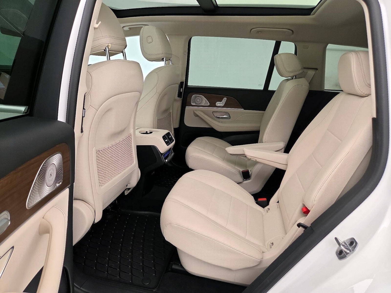 Rear Air Conditioning