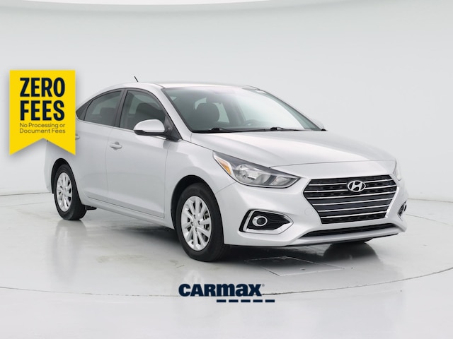 Silver 2022 Hyundai Accent Sedan Front-Wheel Drive Automatic