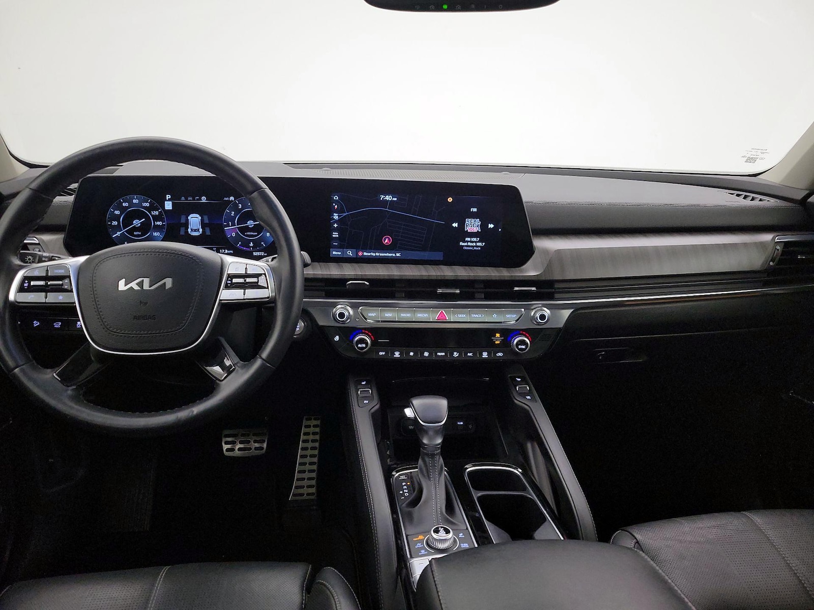 Apple CarPlay® & Android Auto™