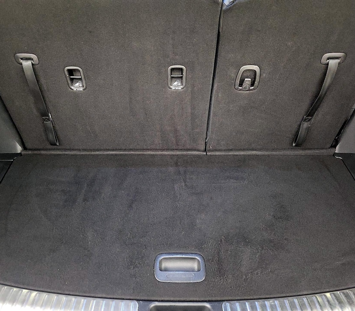 Trunk/Cargo (Seats Up)