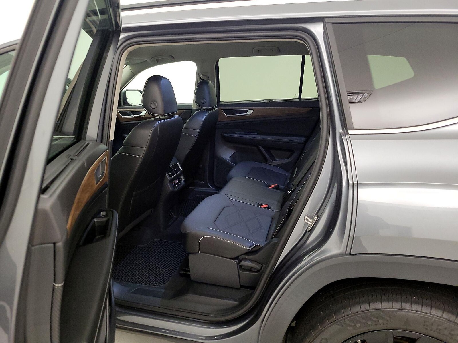 Rear Air Conditioning