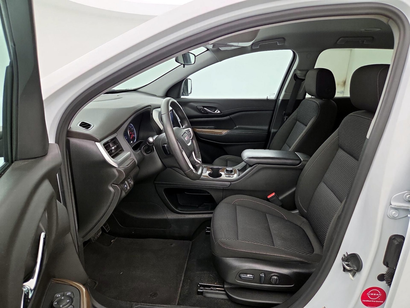 Power Seat(s) & Side Airbags