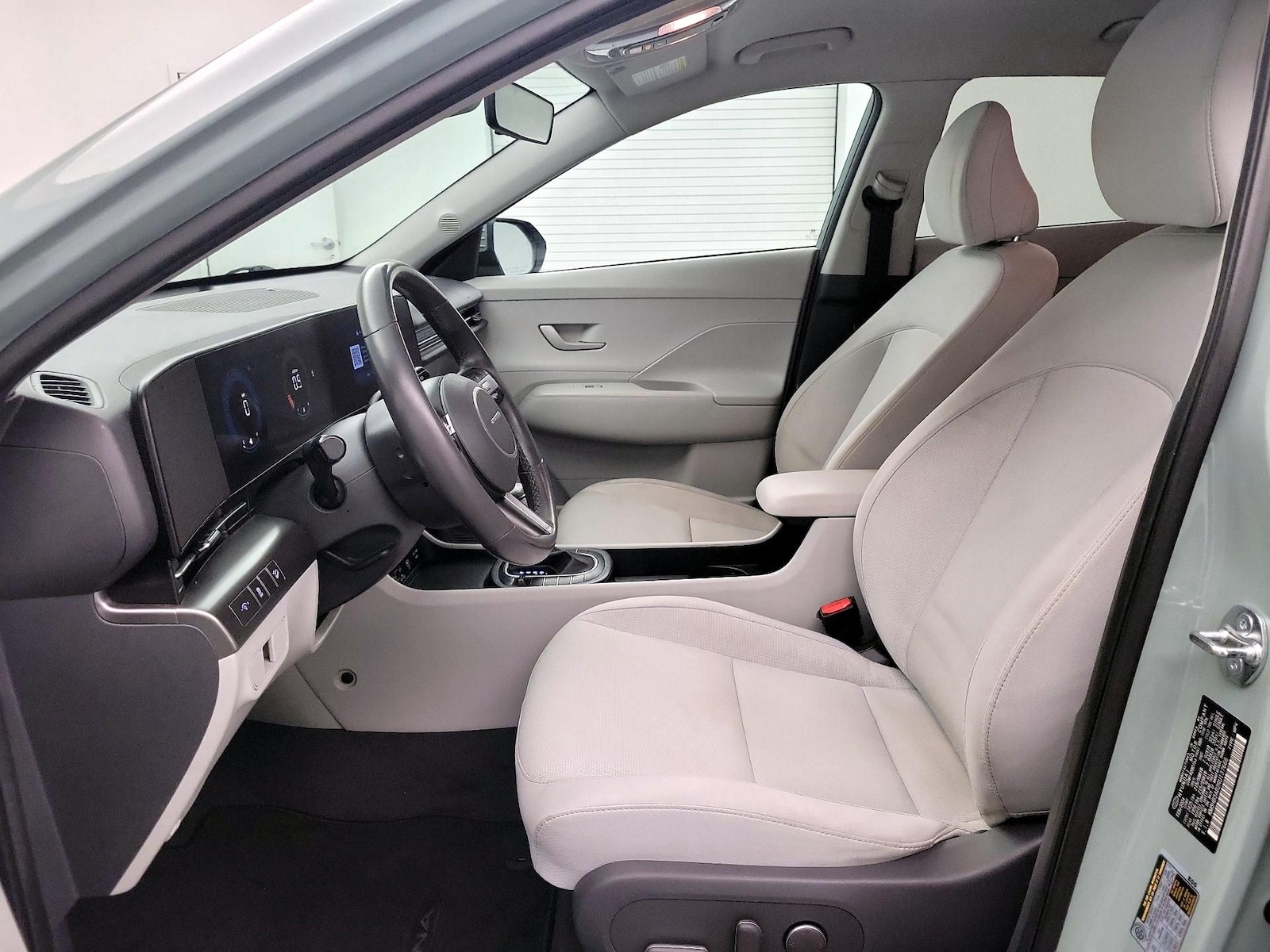 Power Seat(s) & Side Airbags