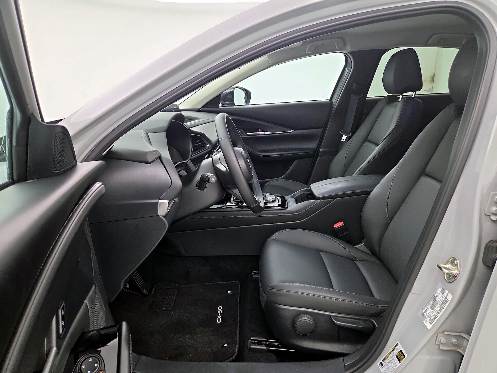 Side Airbags & Leatherette Seats