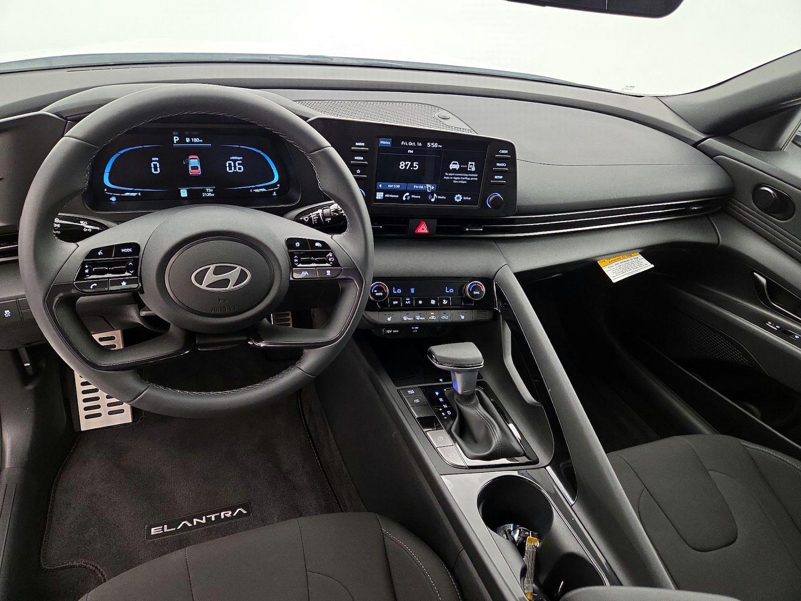 Apple CarPlay® & Android Auto™
