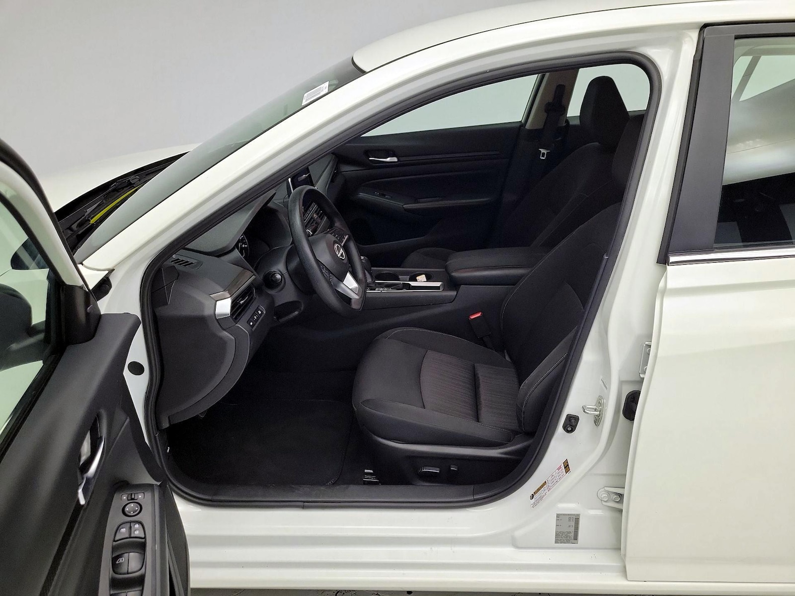 Power Seat(s) & Side Airbags