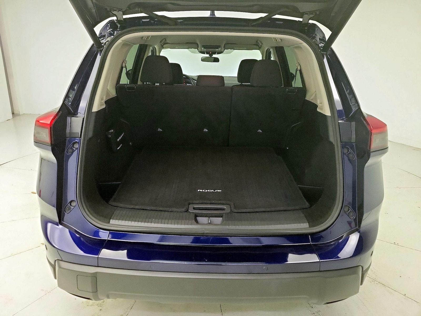 2025 Nissan Rogue SV - Photo 21