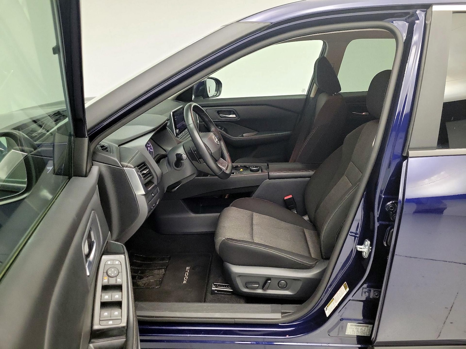 Power Seat(s) & Side Airbags