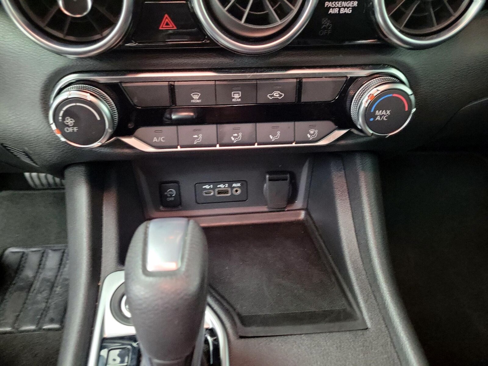 2025 Nissan Sentra SV - Photo 17