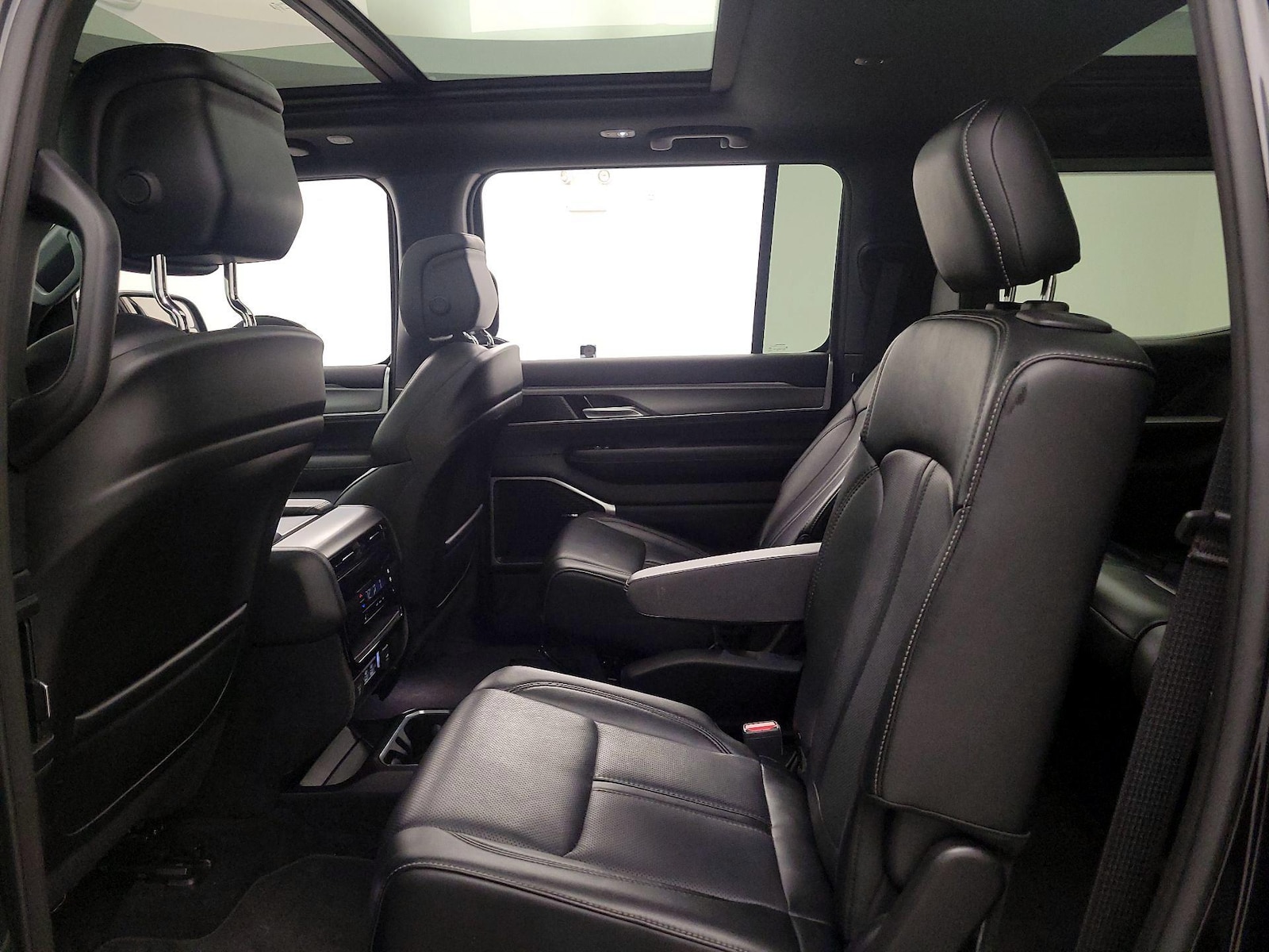 Rear Air Conditioning