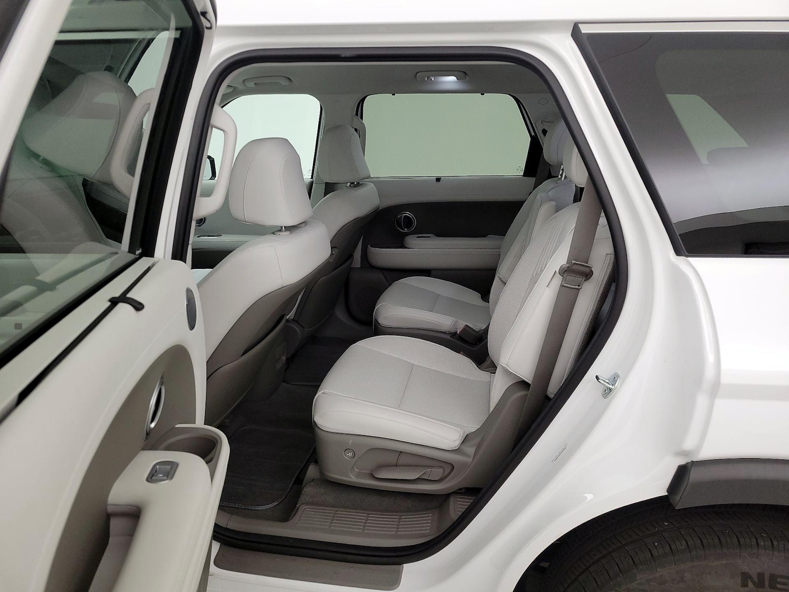 Rear Air Conditioning
