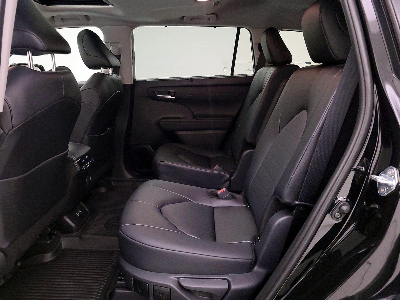 Rear Air Conditioning
