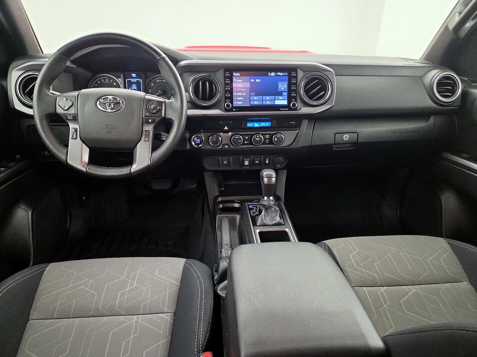 Apple CarPlay® & Android Auto™